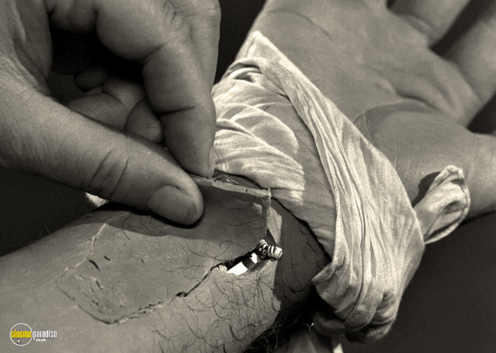 A still #70 from The Twilight Zone: Series 4 (1963)