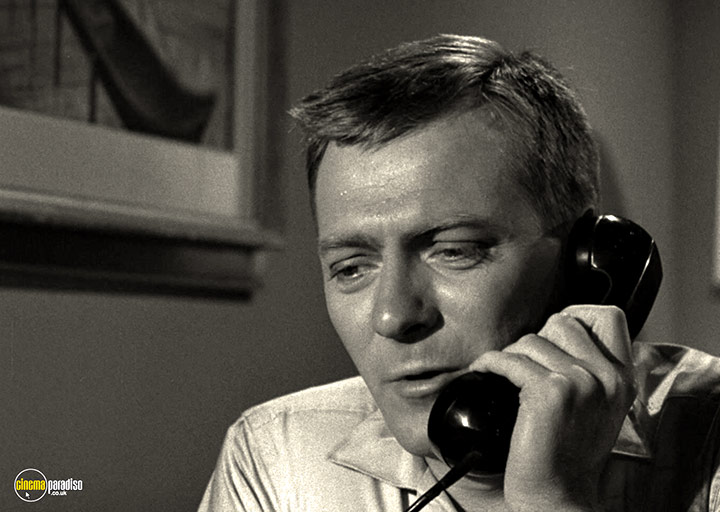A still #53 from The Twilight Zone: Series 4 (1963)