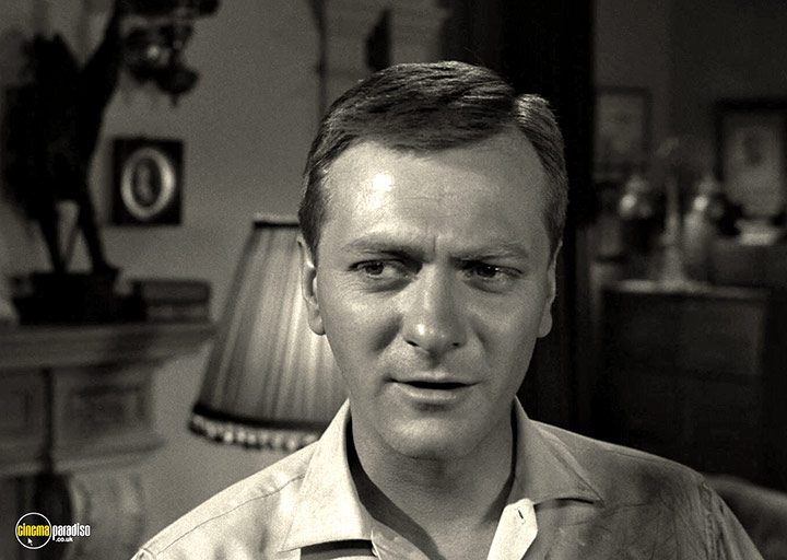 A still #50 from The Twilight Zone: Series 4 (1963)