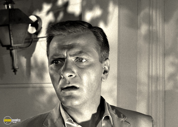 A still #28 from The Twilight Zone: Series 4 (1963)