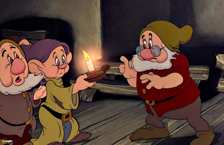A still #20 from Snow White and the Seven Dwarfs (1937)