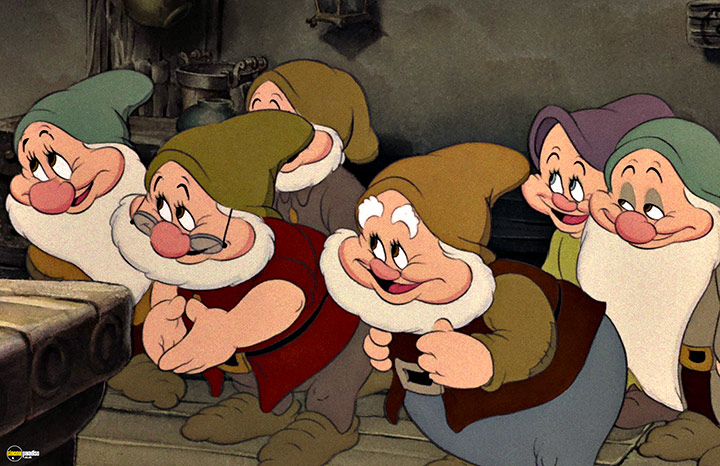 A still #29 from Snow White and the Seven Dwarfs (1937)