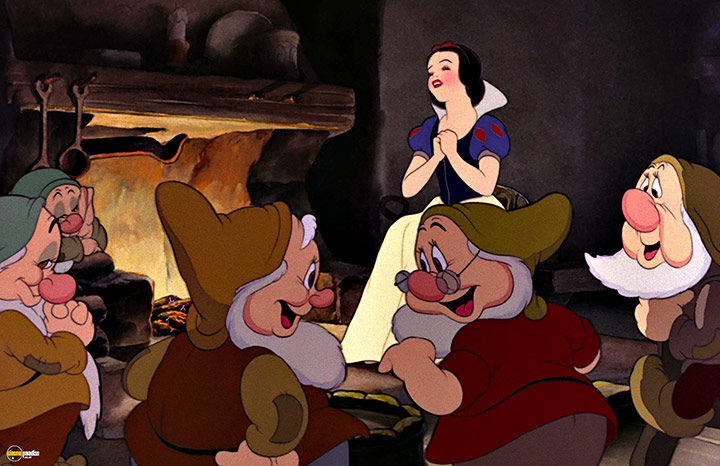 A still #45 from Snow White and the Seven Dwarfs (1937)