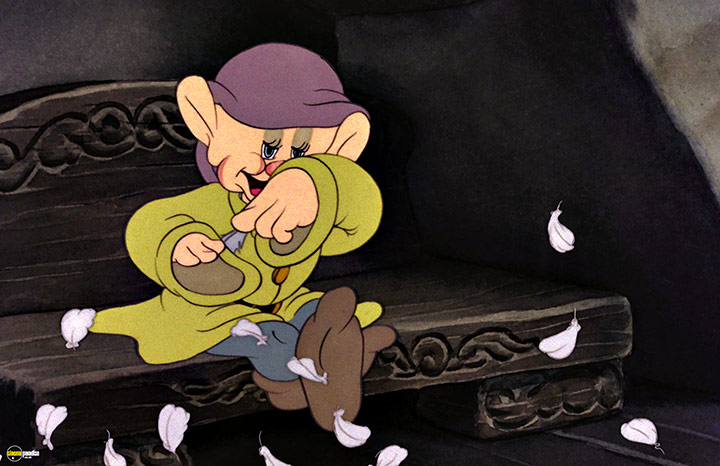 A still #46 from Snow White and the Seven Dwarfs (1937)