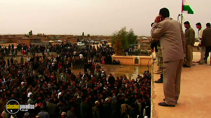 A still #2 from Iraq in Fragments (2006)