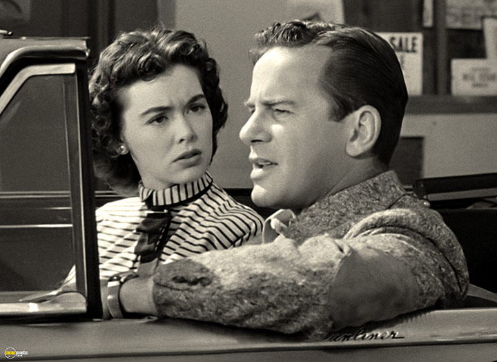 A still #26 from It Came from Outer Space (1953)