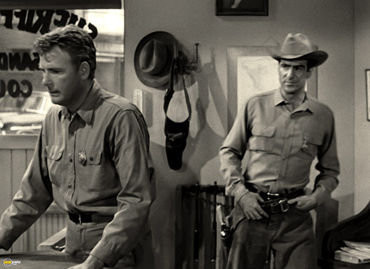 A still #33 from It Came from Outer Space (1953)
