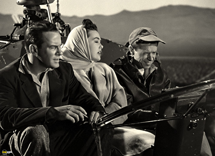 A still #35 from It Came from Outer Space (1953)