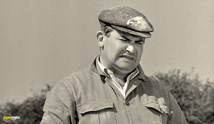 A still #1 from Ronnie Barker: A Home of Your Own (1964)