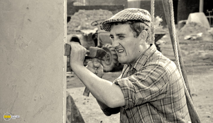 A still #17 from Ronnie Barker: A Home of Your Own (1964)