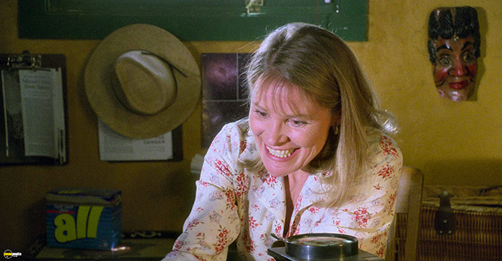 A still #3 from Tremors 2 (1996)