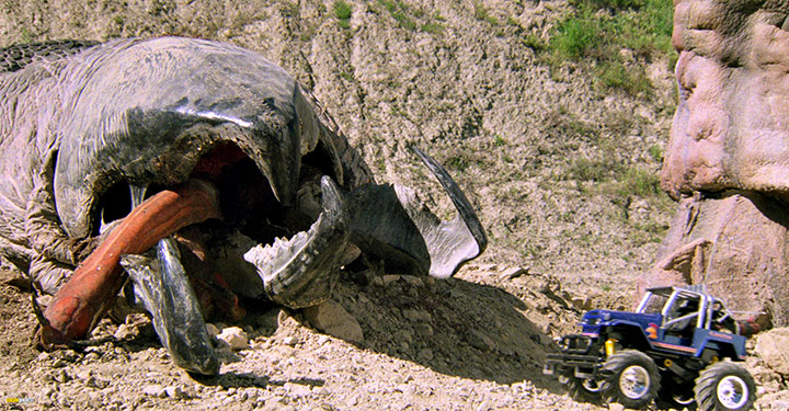 A still #19 from Tremors 2 (1996)