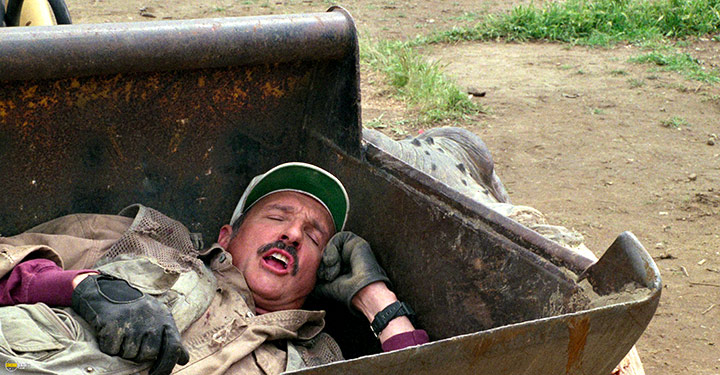 A still #52 from Tremors 2 (1996)