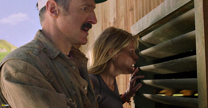 A still #59 from Tremors 2 (1996)