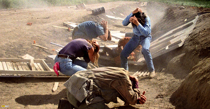 A still #61 from Tremors 2 (1996)