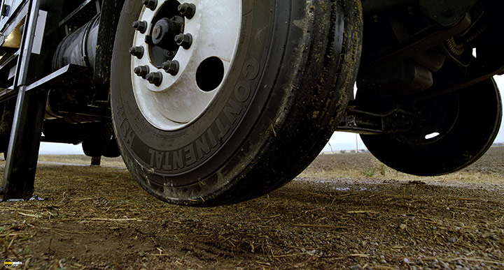 A still #20 from Tornado Alley (2011)