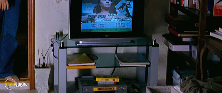 A still #3 from Secret Sunshine (2007)