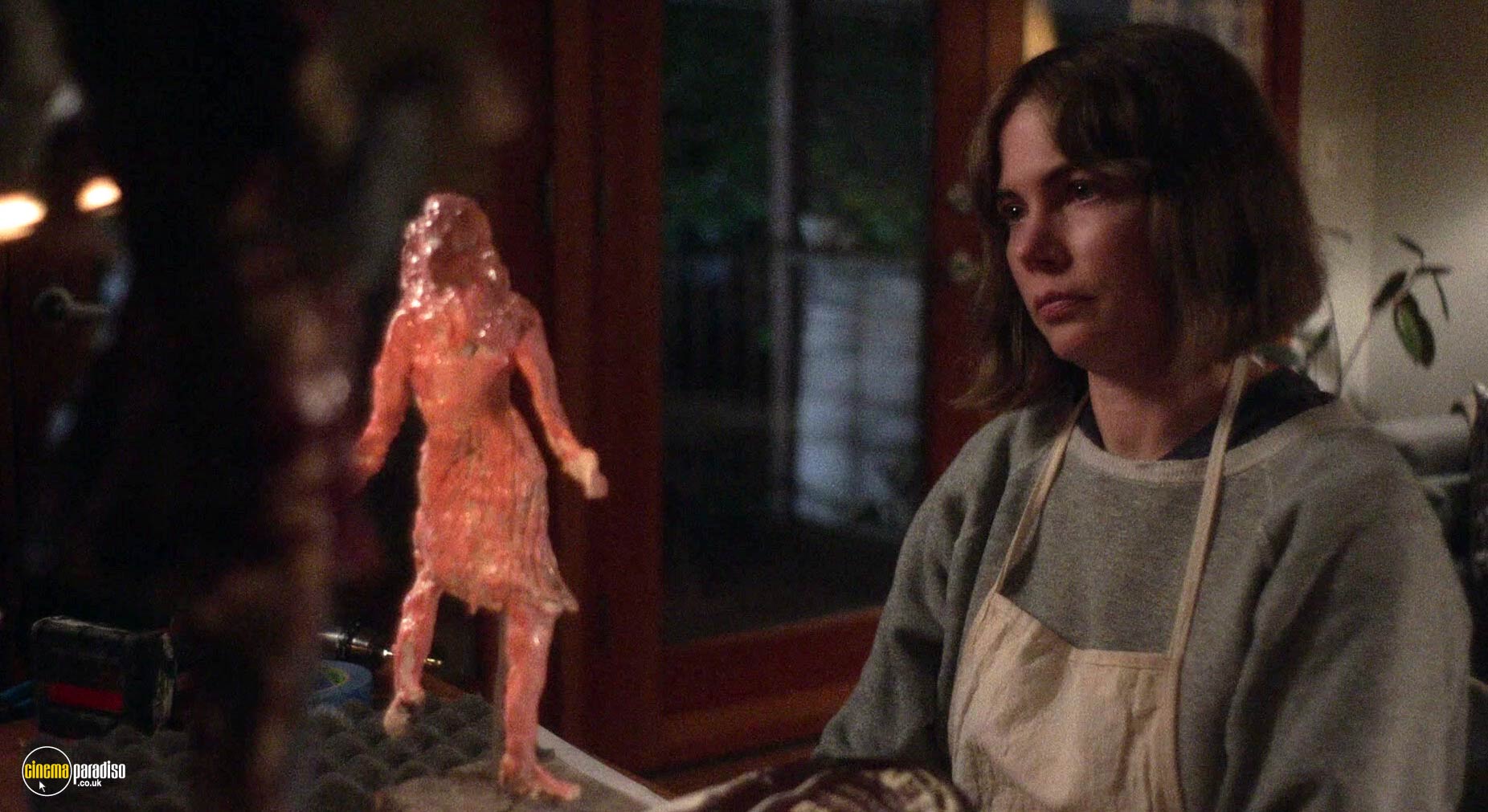 A still from Showing Up (2022) 