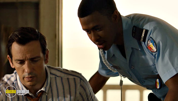 A still #33 from Death in Paradise: Series 13 (2024)