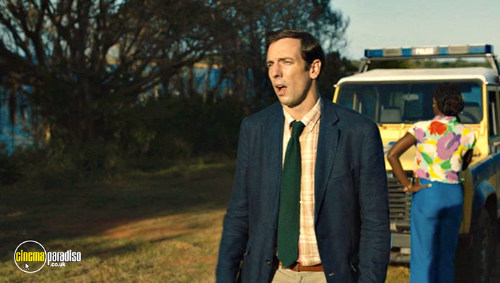 A still #35 from Death in Paradise: Series 13 (2024)