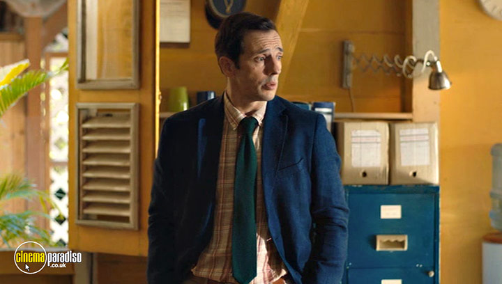 A still #40 from Death in Paradise: Series 13 (2024)