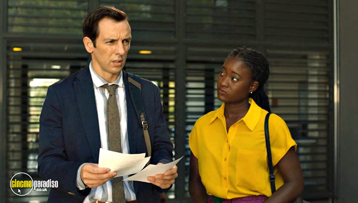 A still #74 from Death in Paradise: Series 13 (2024)