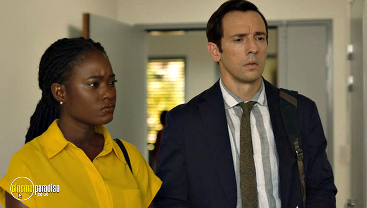 A still #12 from Death in Paradise: Series 13 (2024)