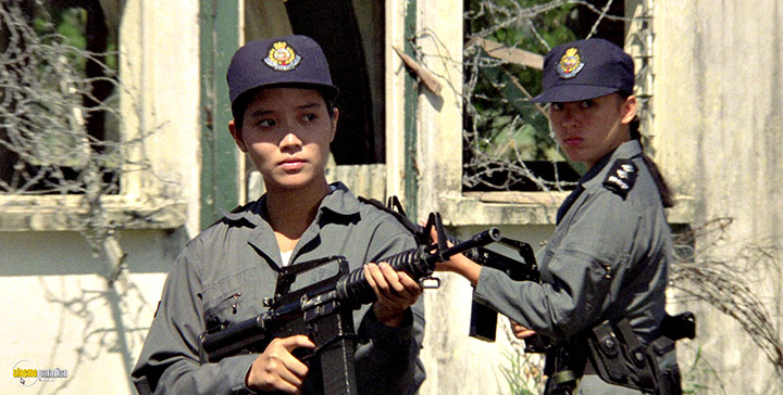 A still #102 from The Inspector Wears Skirts 2 (1989)