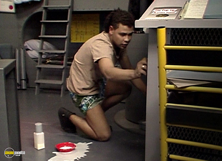 A still #40 from Red Dwarf: Series 1 (1988)