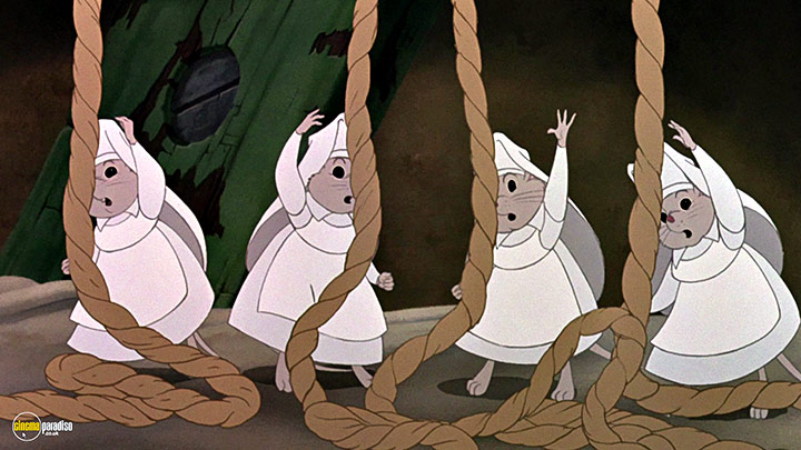 A still #16 from The Rescuers Down Under (1990)