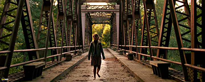 A still #19 from A Quiet Place (2018)