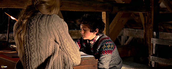 A still #62 from A Quiet Place (2018)