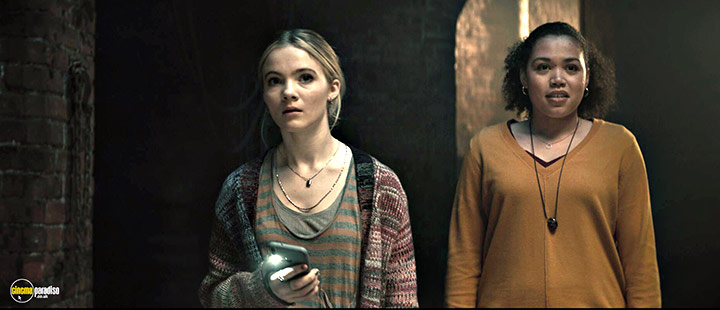 A still #9 from Baghead (2023)