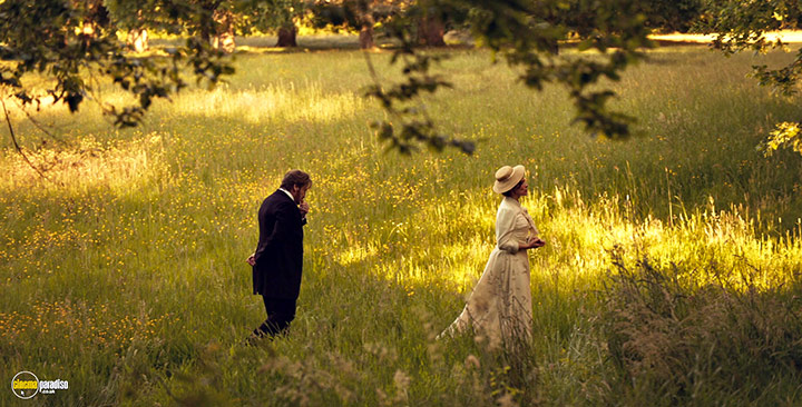 A still #28 from The Taste of Things (2023)