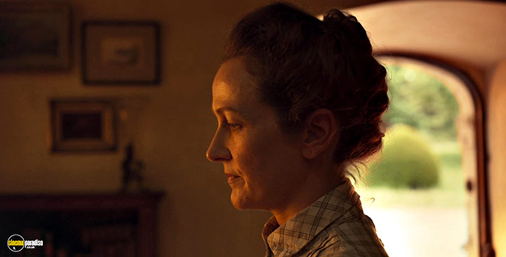 A still #35 from The Taste of Things (2023)