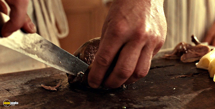 A still #43 from The Taste of Things (2023)