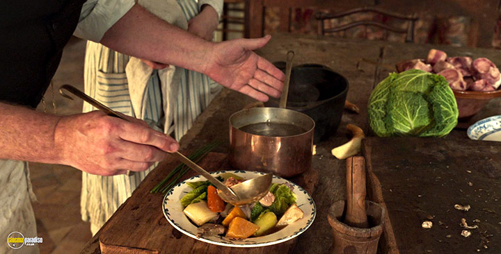 A still #44 from The Taste of Things (2023)