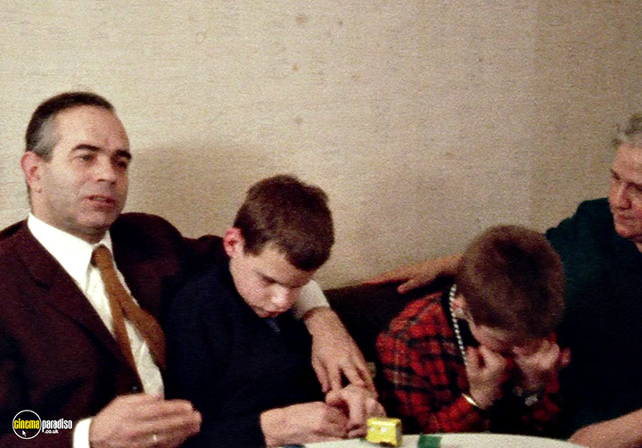 A still #27 from Land of Silence and Darkness (1971)