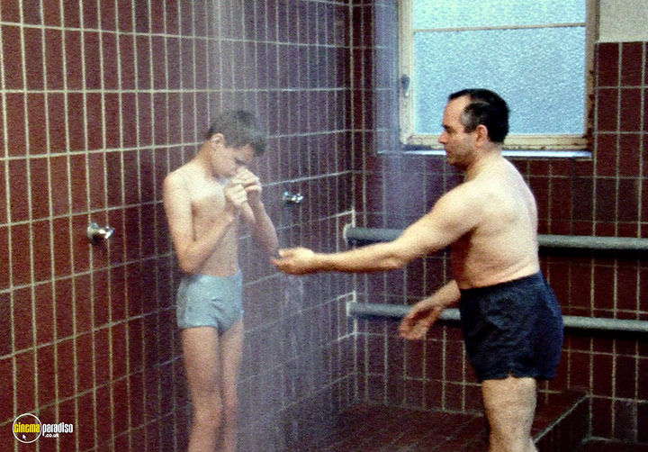 A still #36 from Land of Silence and Darkness (1971)