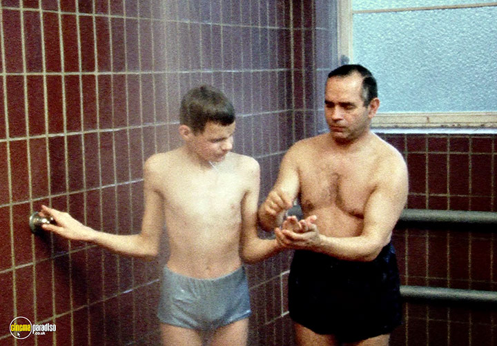 A still #37 from Land of Silence and Darkness (1971)