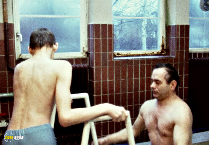 A still #42 from Land of Silence and Darkness (1971)