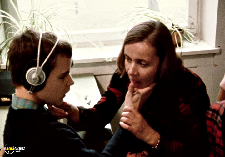 A still #45 from Land of Silence and Darkness (1971)