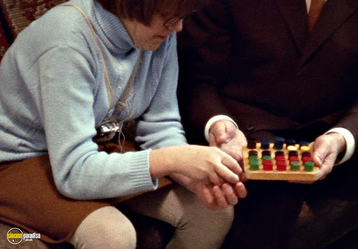 A still #47 from Land of Silence and Darkness (1971)