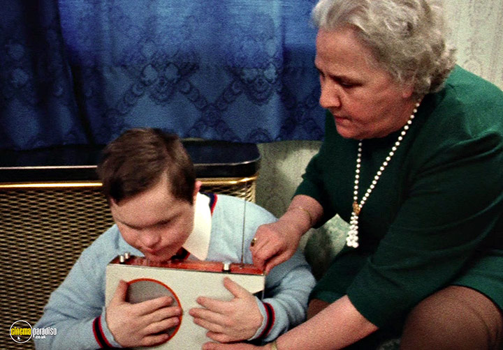 A still #58 from Land of Silence and Darkness (1971)