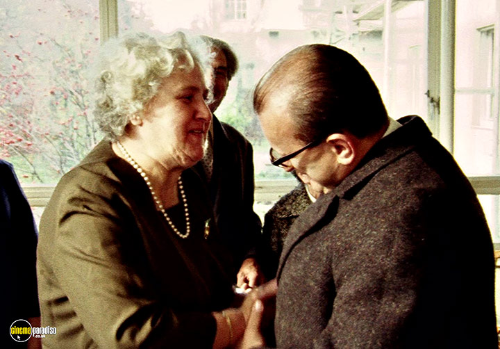 A still #69 from Land of Silence and Darkness (1971)