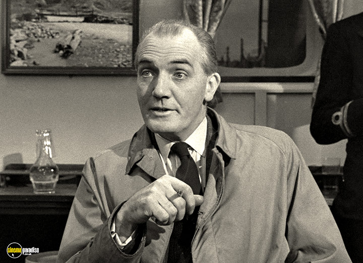 A still #12 from Pool of London (1951)