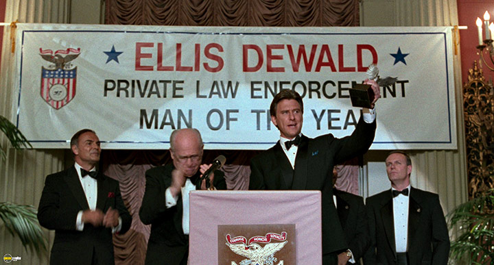 A still #31 from Beverly Hills Cop III (1994)
