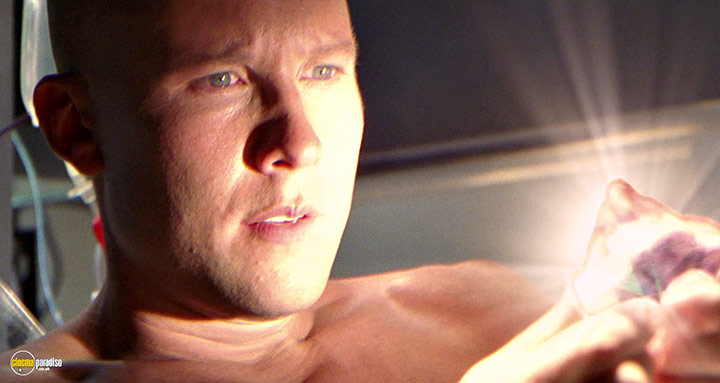 A still #4 from Smallville: Series 4 (2004)