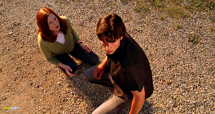 A still #16 from Smallville: Series 4 (2004)