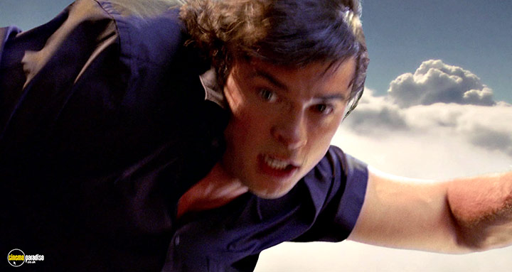A still #35 from Smallville: Series 4 (2004)